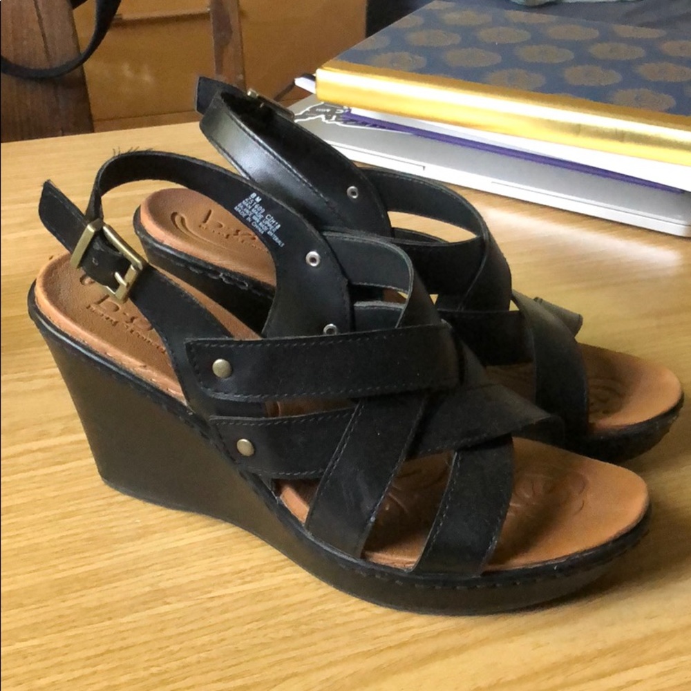 BØC wedge heels size 8 - super comfortable!